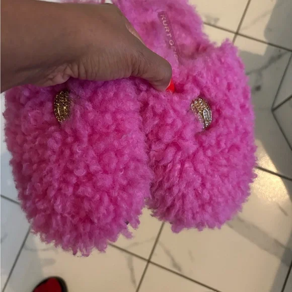 Kurt Geiger Pink Fuzzy with  Gold Accents - Picture 4 of 8